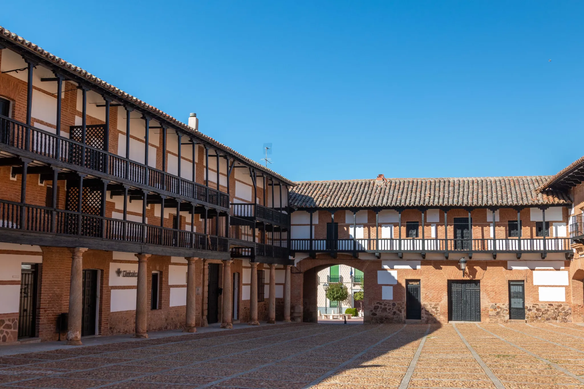 Valladolid - San Carlos del Valle - Guadix